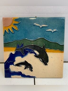 Ceramic Nautical Theme Textured Dolphin Seagull Sunshine Trivet.        3708